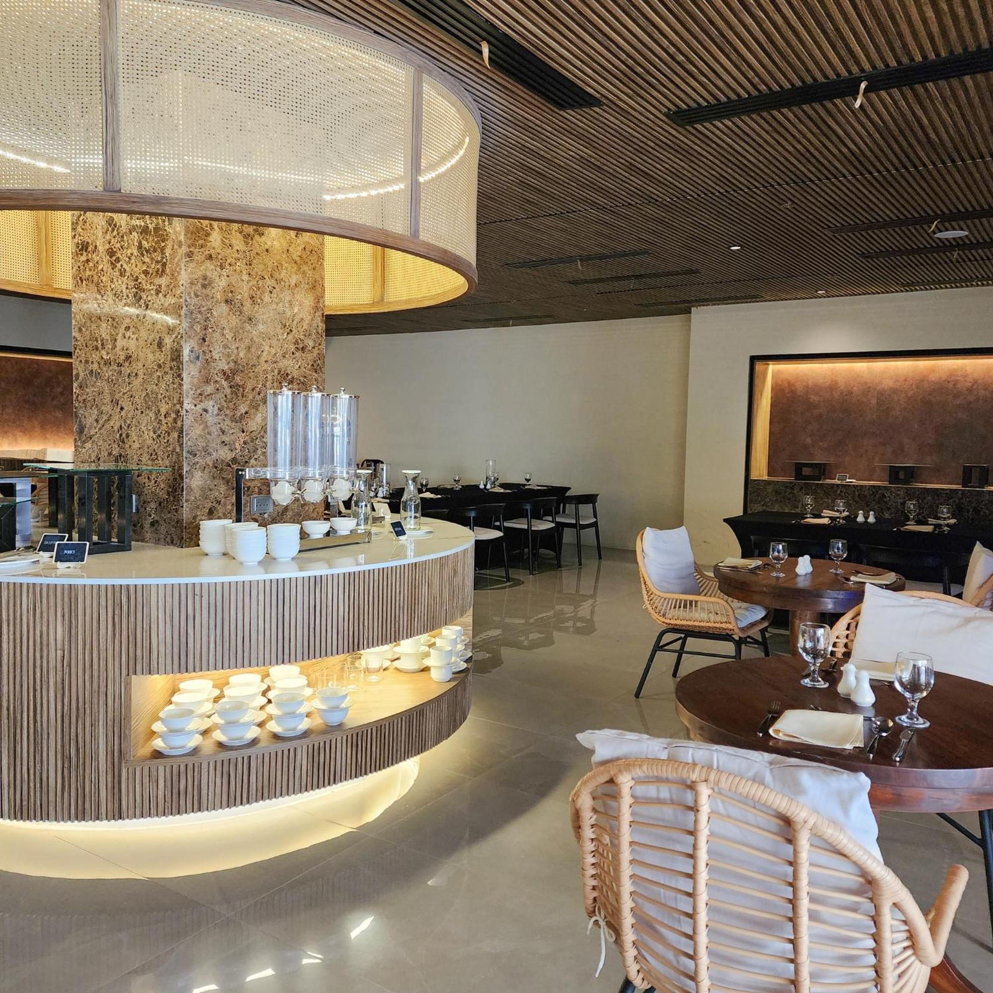 Elijah Hotel Dasmarinas Luaran gambar